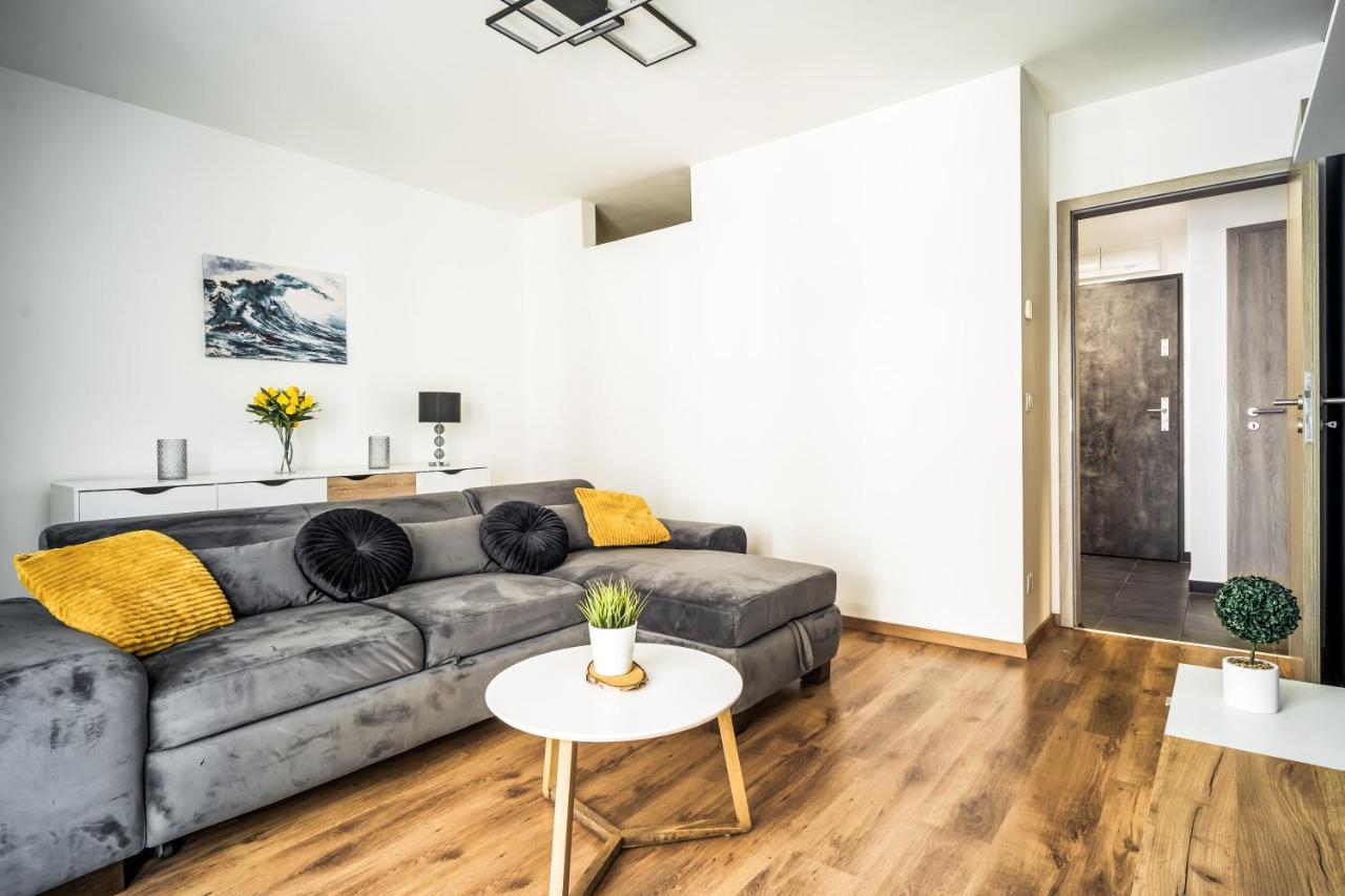 Vig Apartment - With Private Parking Budapest Exterior foto