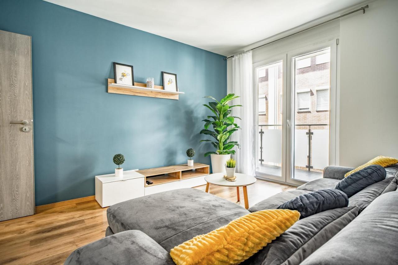 Vig Apartment - With Private Parking Budapest Exterior foto